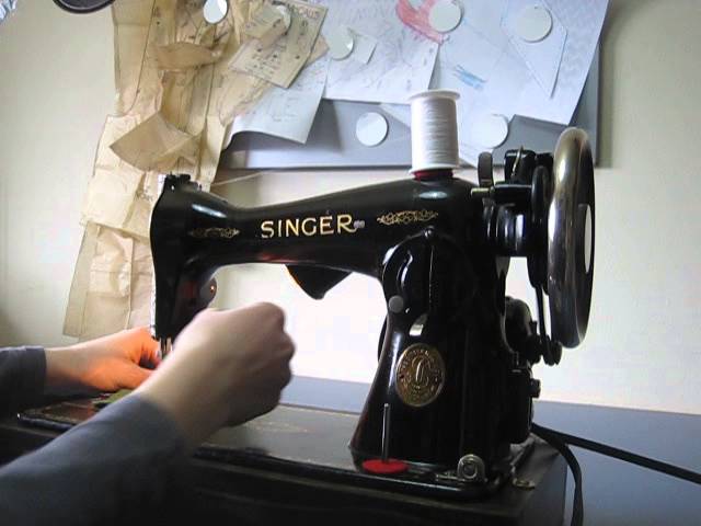 Singer Class 15 vs Class 66 bobbins. 