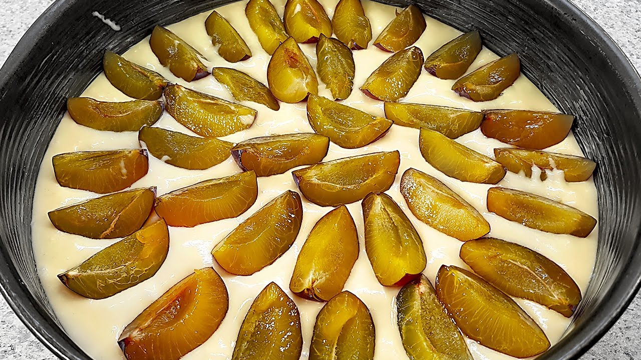 быстрый и легкий рецепт сливового пирога, 5 минут работы и 25 минут выпечки, рецепт # 018