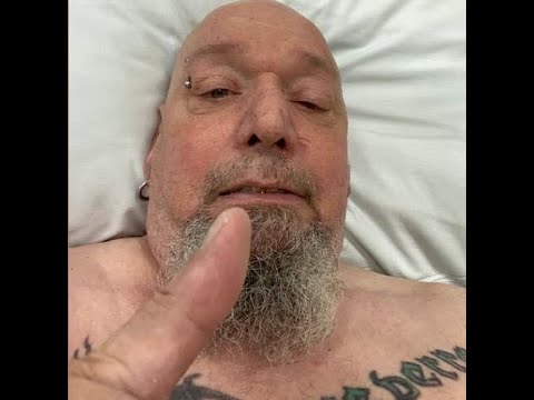 ex-IRON MAIDEN vocalist Paul Di'Anno has long awaited knee surgery September 12 .. update