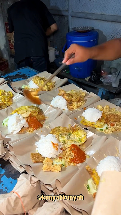 CULINARY RECOMMENDATIONS IN SURABAYA #streetfood #ngeshortsdulu #fyp #shortsvideo