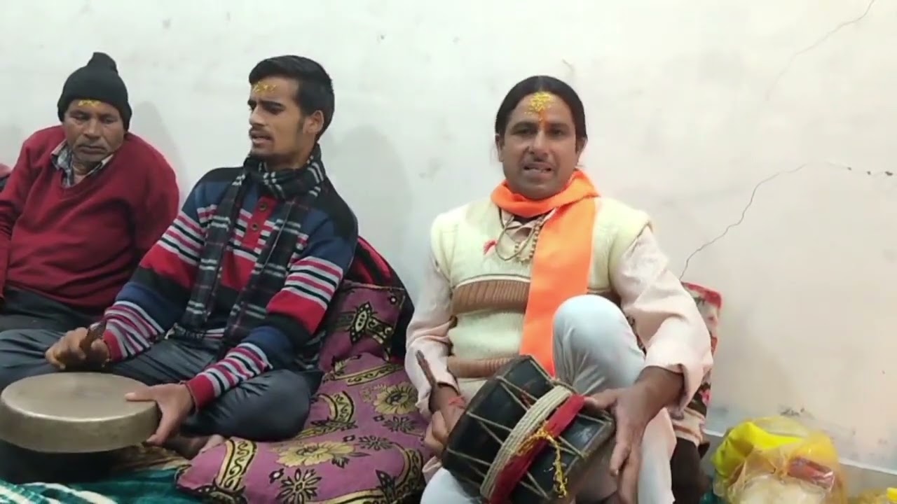 भगत जी द्वारा नागराज देवता जागर अन्देठी गांव में 🙏🙏💐🌹💐🚩🚩