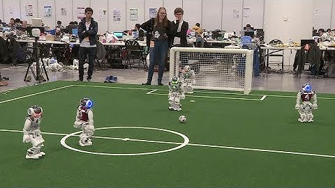 RoboCup 2019: Robots show off their skills on the pitch