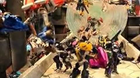 SDCC 2012 TRANSFORMERS Display at the Hasbro Booth