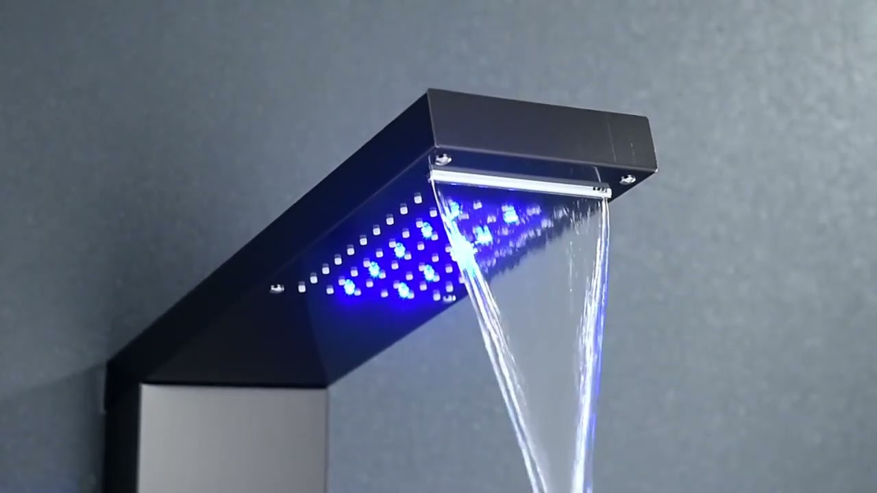 CAPITOLIUM LED SHOWER PANEL