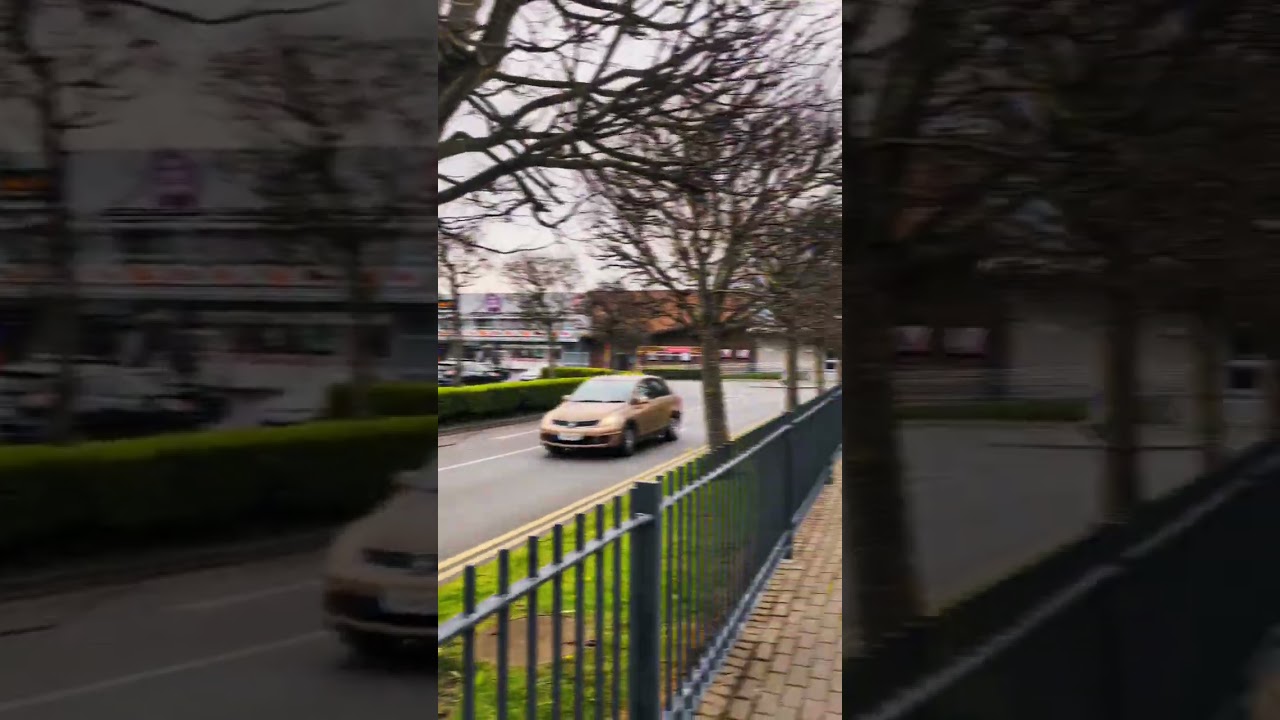 A Calm Walk Through a Rainy Day Street | City Vibes