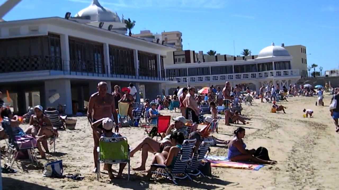 Playa De La Caleta En Cadiz Youtube