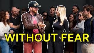 How to approach any girl in public (without fear)