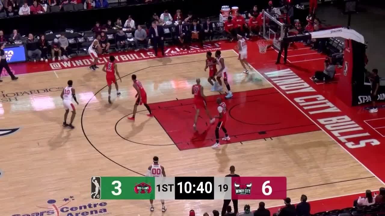 Kaiser Gates with 26 Points vs. Windy City Bulls