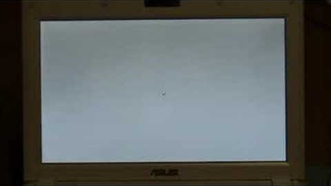 Ubuntu 8.04 Netbook Remix on Asus eee pc 900