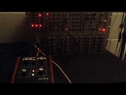 Modular synth self-generating patch: simple