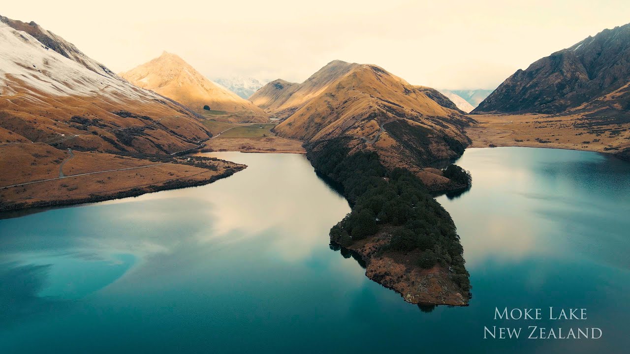 Complete Travel Guide to Lake Moke: Accommodation, Attractions, and Seasonal Highlights