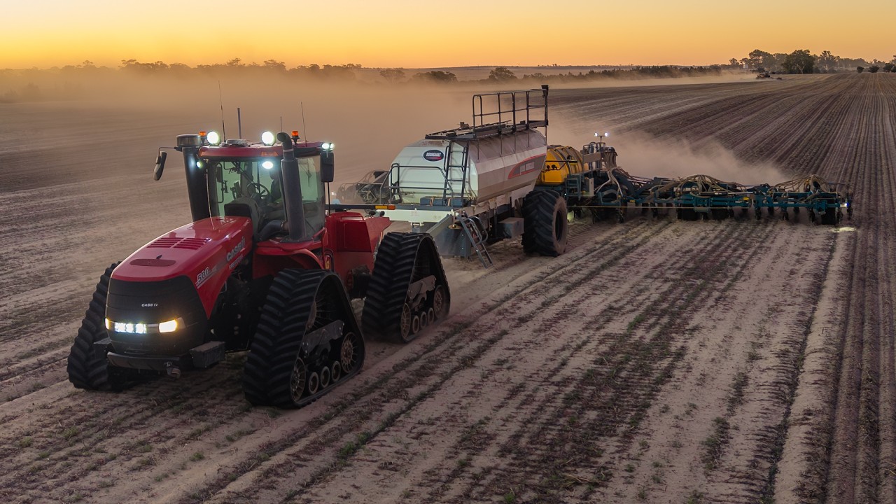 2X CASE IH QUADTRACs Seeding in Western Australia