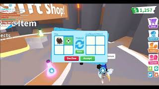 How To Fly You Pet!!! ADOPT ME!!! (ROBLOX) screenshot 5