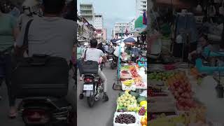 Daily Life: Tuol Tum Pong Market in the Evening - Phnom Penh