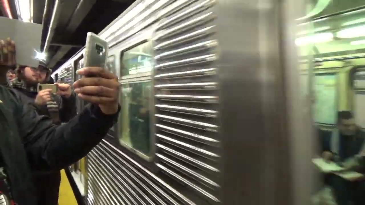 NIS R32 Leaving 2 Ave with WABCO AA2 Horn (R32 Retirement Run)