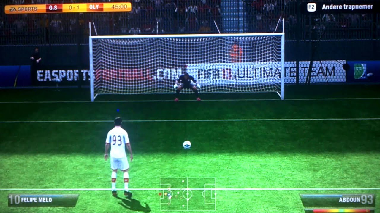 FIFA 13 - Felipe Melo saves a Penalty !