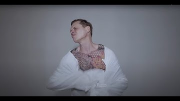 Justin Samgar - Bang Bang Bang - KARAKTER