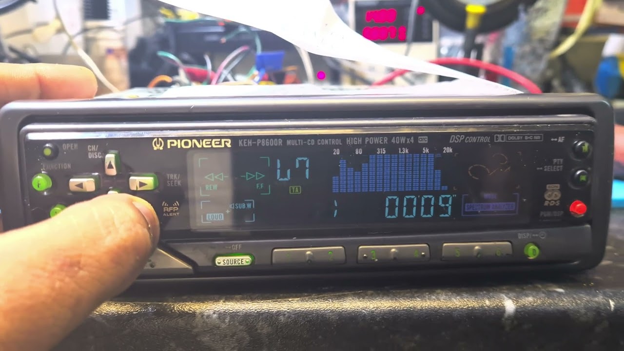 Pioneer KEH-P8600R - YouTube