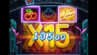 Crazy Save at the Last Spin | Hip Hop Panda | PG Soft screenshot 1