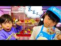 【寸劇】ねぼすけなお菓子屋さん！？ゆーくんはグミを食べられるかな？【ごっこ遊び】Yu and Yuna pretend to be the sleepy Candy Shop