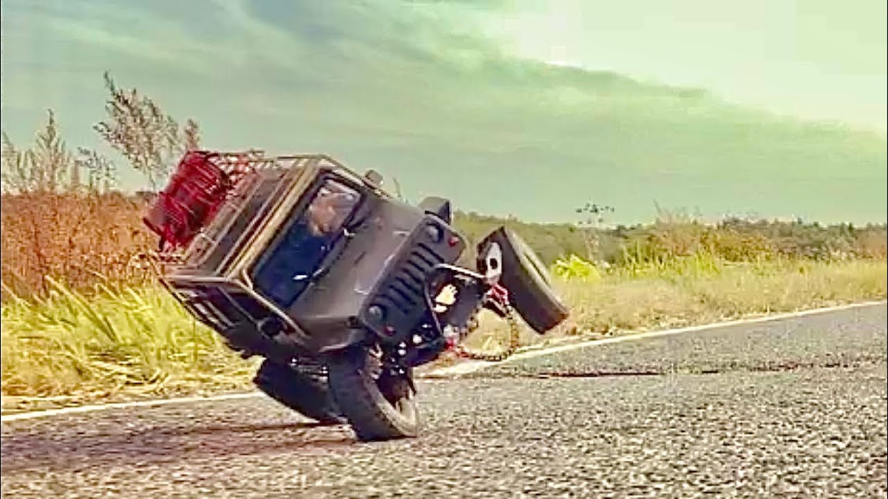 Jeep Extreme Driving And Crash On Highway. Rc Car Speed Off Road