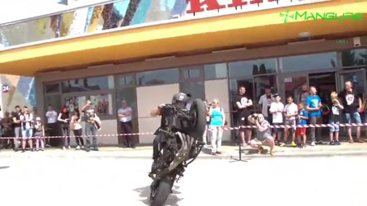 stunt - pokaz na Dni Świdnika 2014 camera iphone 8 plus apk