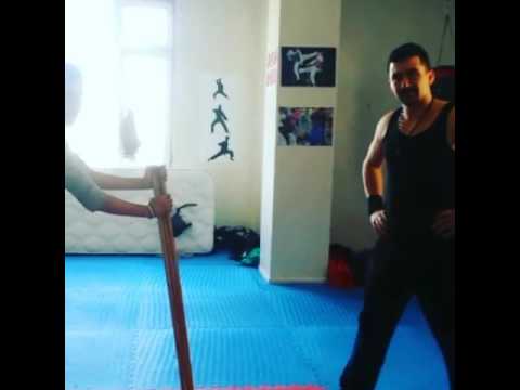 خارقون مدرب فريق سوريا رودي الكرمي 