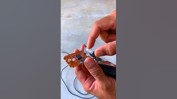 What is inside a Computer Mouse #experimnent #ytshorts #shorts