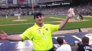 Charley marcuse, a detroit tigers hot dog vendor since 1999,
demonstrates the sometimes controversial operatic pitch he uses to
sell dogs at detroit's comeri...
