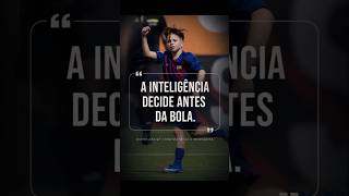 ⚽ La Masia não forma atletas comuns. Desenvolve inteligência, leitura e talento raro #futebol