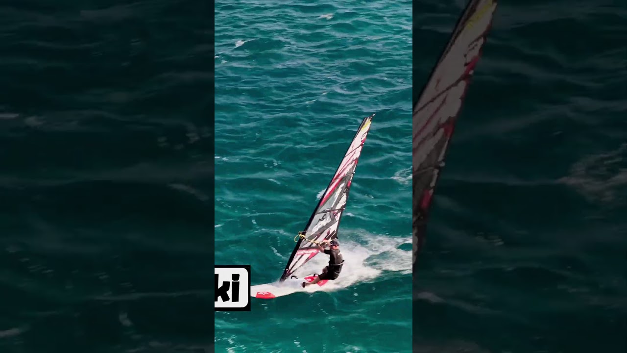 Class-iliki: light wind for learning, then 20–25 knots in the afternoon.   #Vassiliki #Windsurfing
