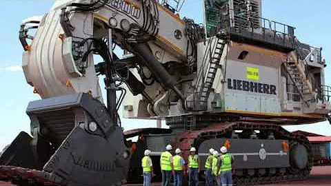 6 Biggest And Most Powerful Mining Excavators In The World