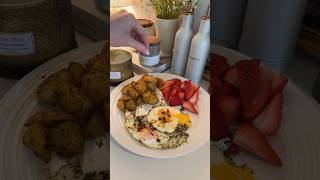 Private chef breakfast!