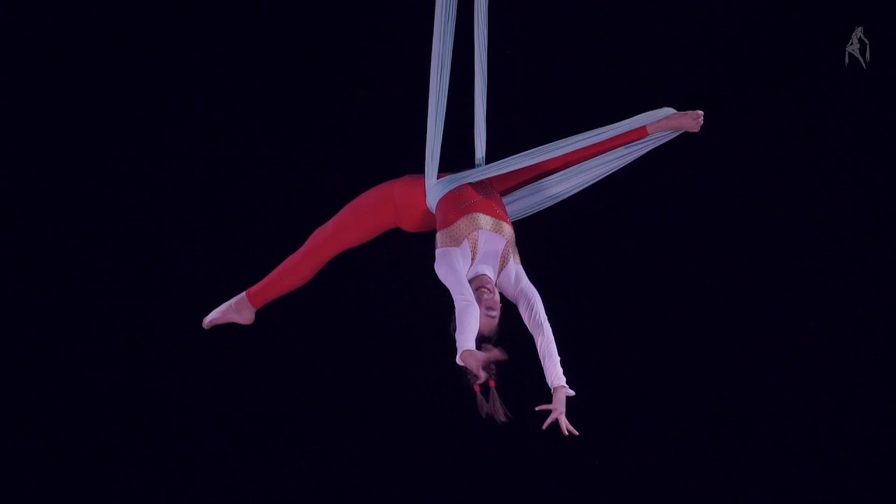 Некрасова Ульяна - 2 место, гамак, дети любители. Кубок 