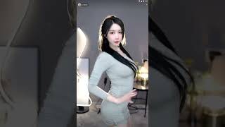 迷人的黎闪电20221016074513