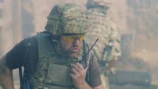 Commander giving orders to soldiers and speaking on radio screenshot 4