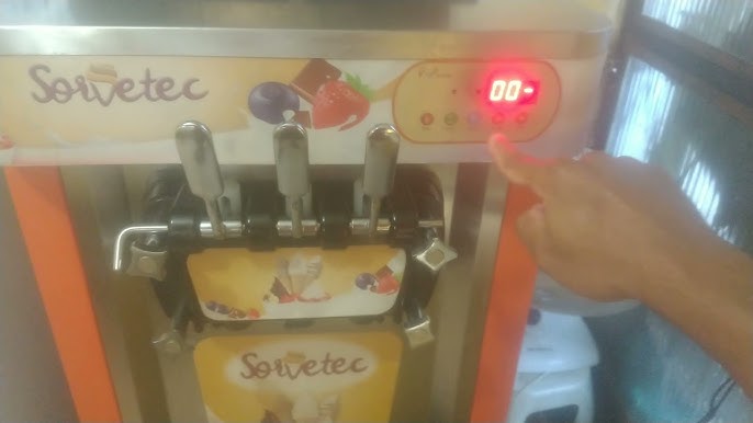 Máquina de Sorvete Expresso 3 Sabores Inox Conservação Noturna - Nagano