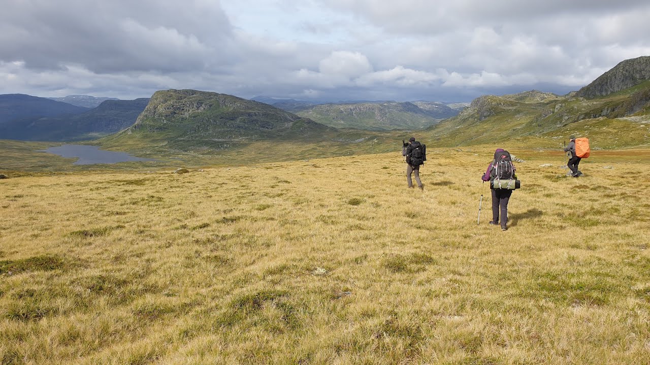 Bergtrektocht met wildkamperen in de wildernis van Setesdal Noorwegen