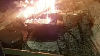 野営地からちょっと配信まだ食べてません!