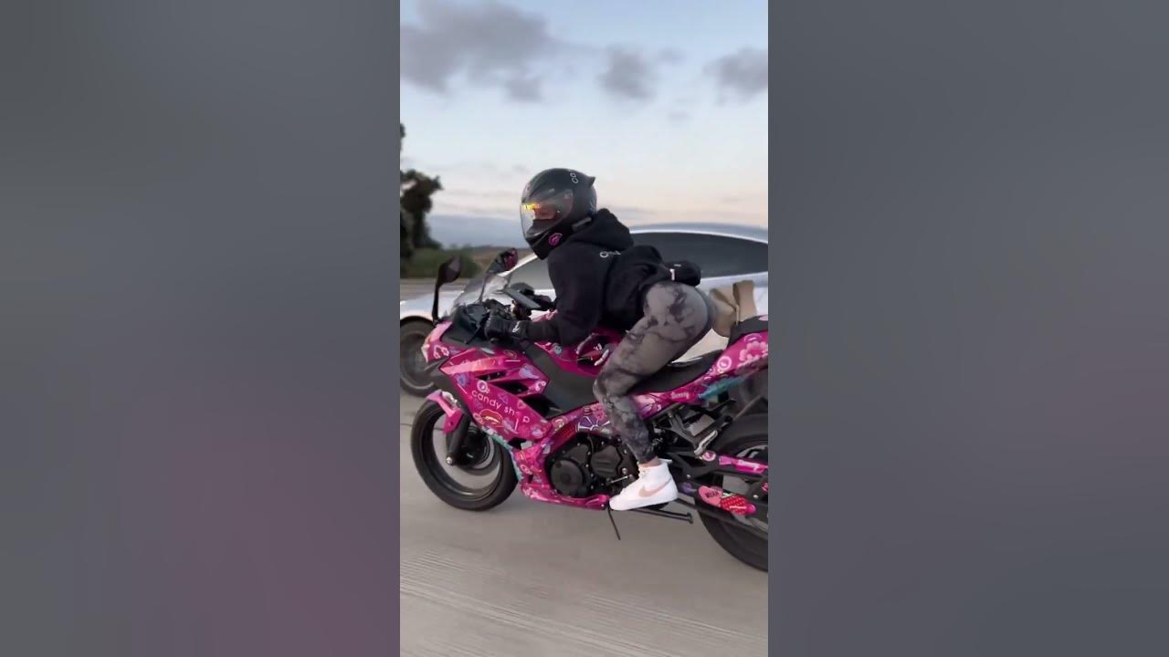 My favorite hobby ππ«ΆπΌ #fyp #motogirl #motorcycle #tiktok My favorite hobby ππ«ΆπΌ #fyp #motogirl #motorcycle #tiktok