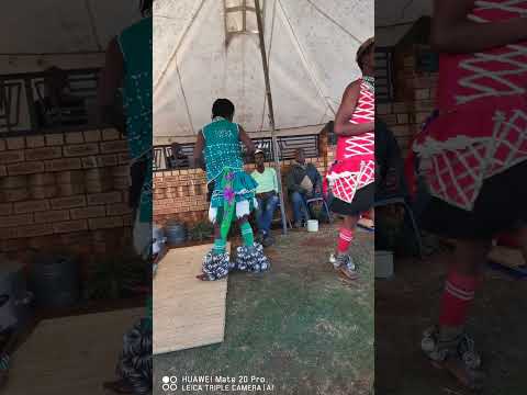 Mazembela Thina Izizukulwana Ze Nzunza 