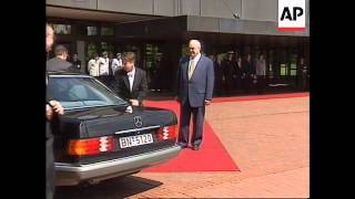 Germany - Kohl Meets Yilmaz In Bonn