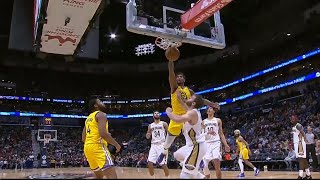 Marquese Chriss Throws It Down Over Defender!