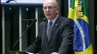 Sen Paulo Bauer PSDB SC registra reuniao da bancada de senadores e deputados de 