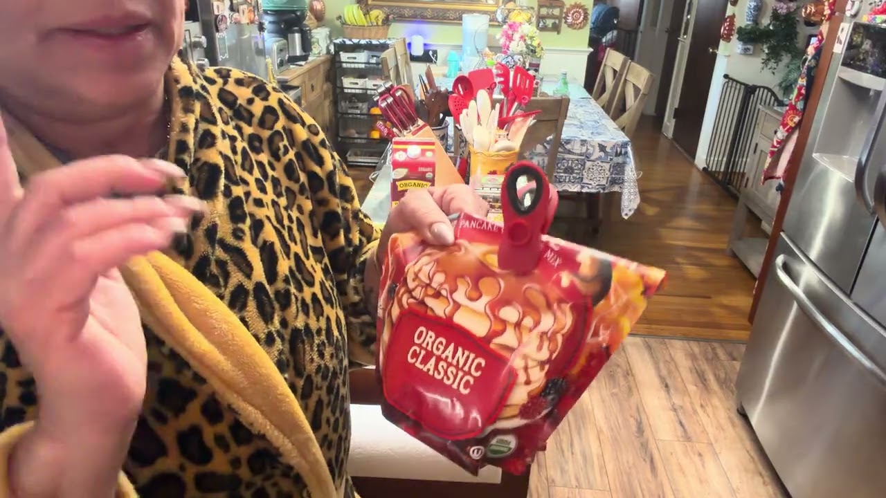 Buenos días, preparando el desayuno.