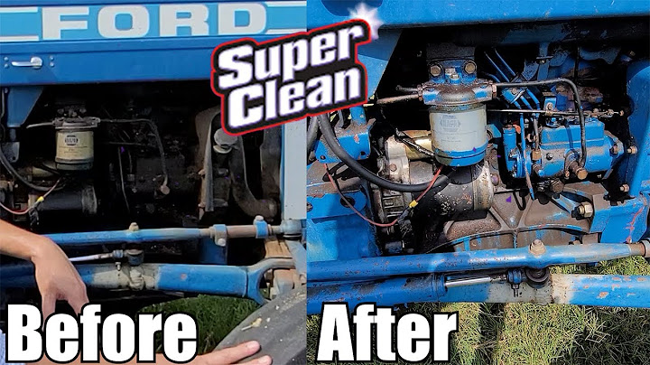 (SUPER) Cleaning Our Tractor