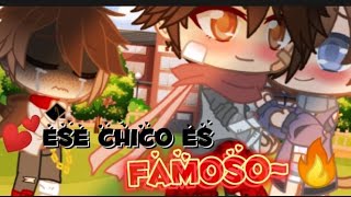 Ese Chico es Famoso...deseguro rompen corazones//Meme//F.T Casimocho y Dani...