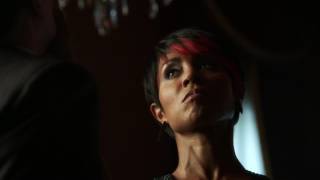 Fish Mooney Beats Penguin
