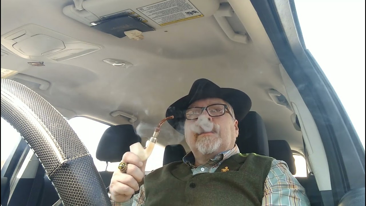 The Danish Pipe Shop: My Own Blend Brown Plug. Join me!