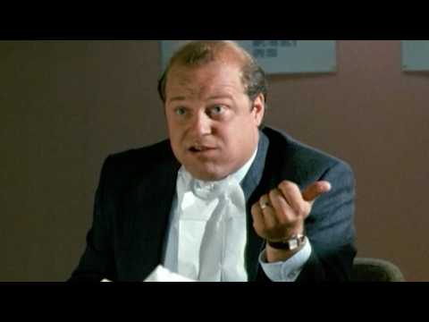 Scali Hears Inmates' Complaints Over Lunch | The Commish S1E6
